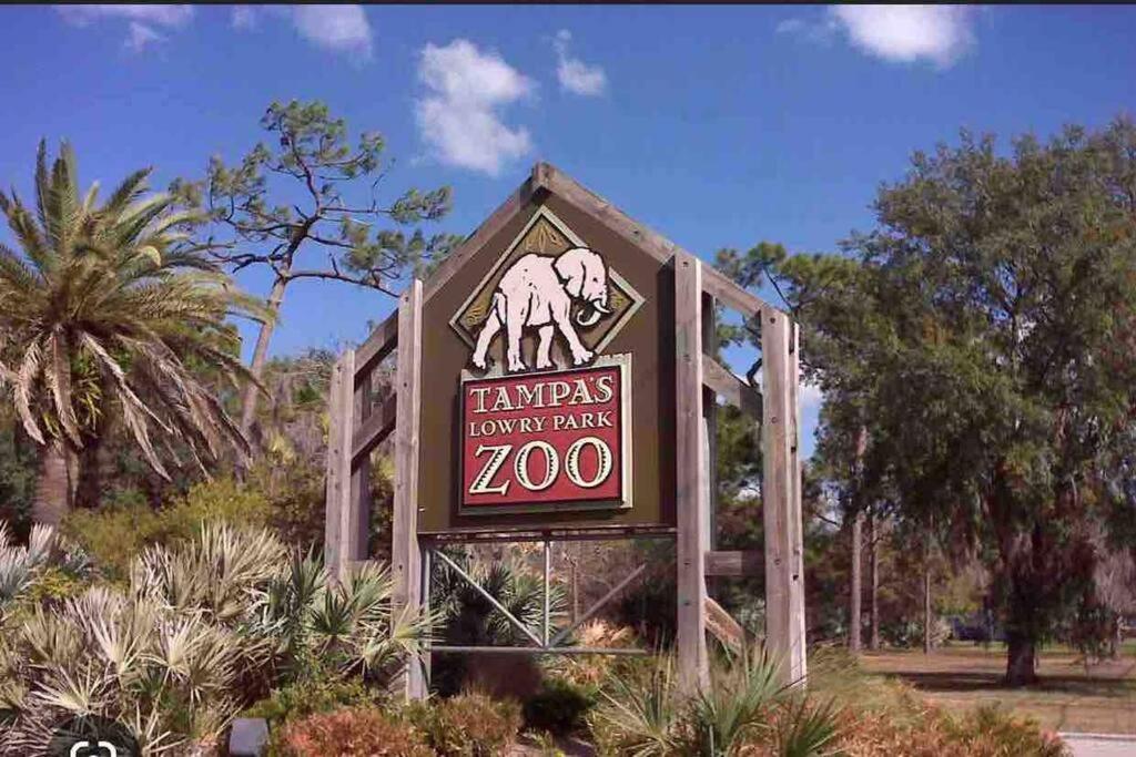Minutes To Fairgrounds, Hard Rock, & Busch Gardens Villa Tampa Dış mekan fotoğraf